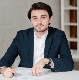 міграційні адвокати